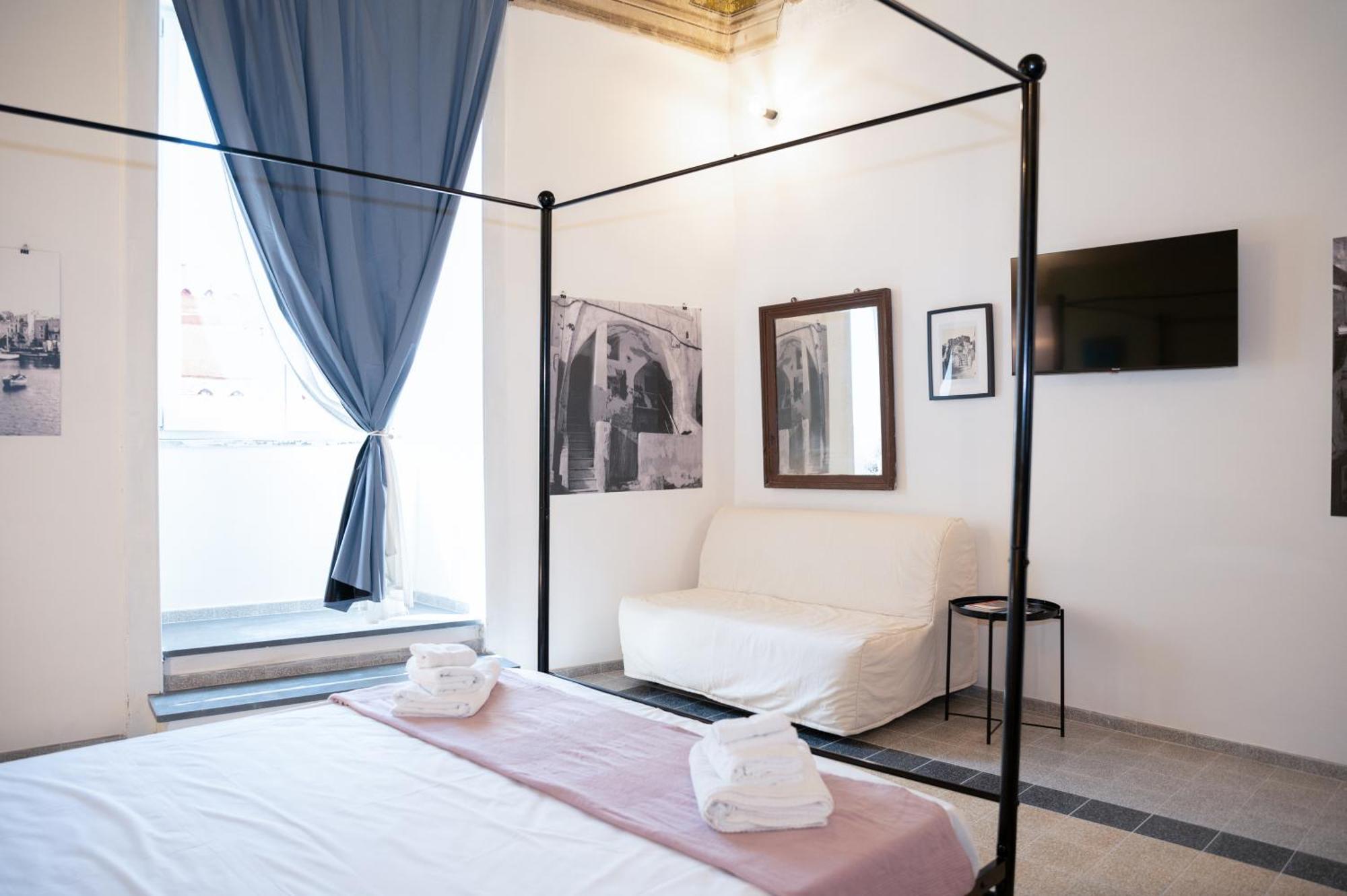 Palazzo Attila - Gioia Apartments Procida Kültér fotó